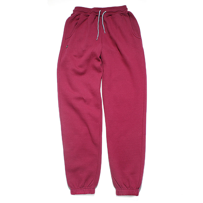 Брюки Basic Брюки BasicБрюки и джинсы<br>80% хлопок, 20% полиэстер<br><br>Цвет: бордовый<br>Размеры US: S<br>Пол: Женский