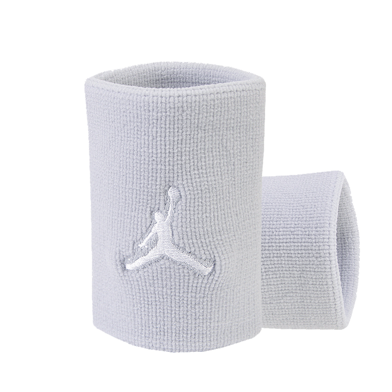 Повязка на руку Jordan Dominate Wristband Повязка на руку Jordan Dominate WristbandПовязки<br>95% нейлон, 4% резина, 1% эластан<br><br>Цвет: Серый, белый<br>Размеры US: 1SIZE<br>Пол: Мужской