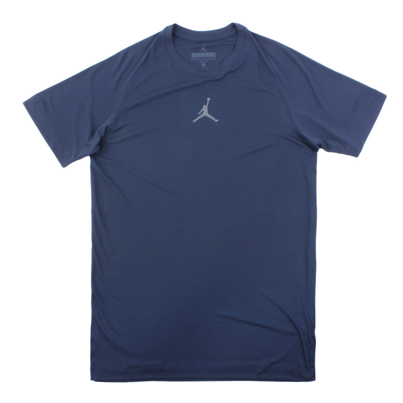 Футболка Jordan All Season Футболка Jordan All SeasonКомпрессионное белье<br>полиэстер<br><br>Цвет: Синий<br>Размеры US: S;L;XL;2XL<br>Пол: Мужской