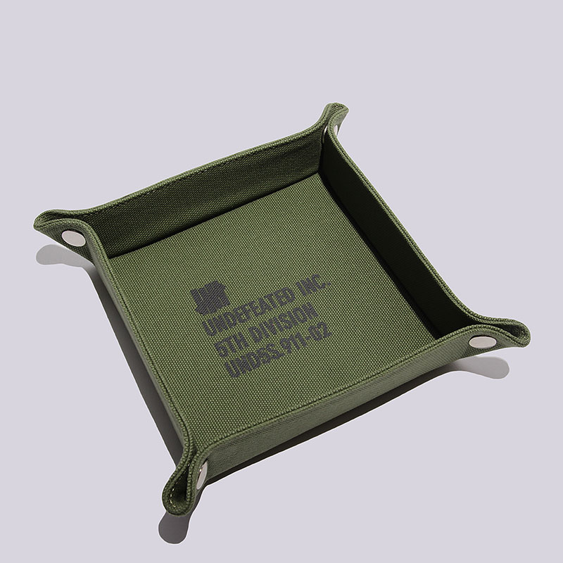 Лоток для аксессуаров Undftd INC. Valet Tray Лоток для аксессуаров Undftd INC. Valet TrayДругое<br>Хлопок<br><br>Цвет: Зелёный<br>Размеры US: OS