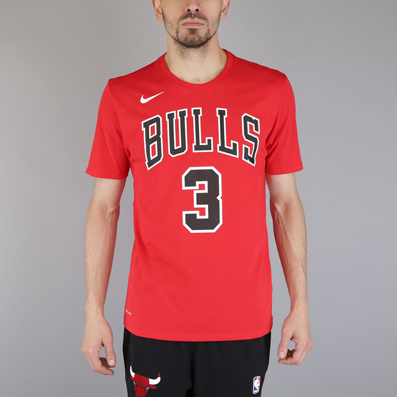 Футболка Nike Dwyane Wade Chi Dry Tee Футболка Nike Dwyane Wade Chi Dry TeeФутболки<br>Хлопок, полиэстер<br><br>Цвет: Красный<br>Размеры US: S;M;L;XL<br>Пол: Мужской