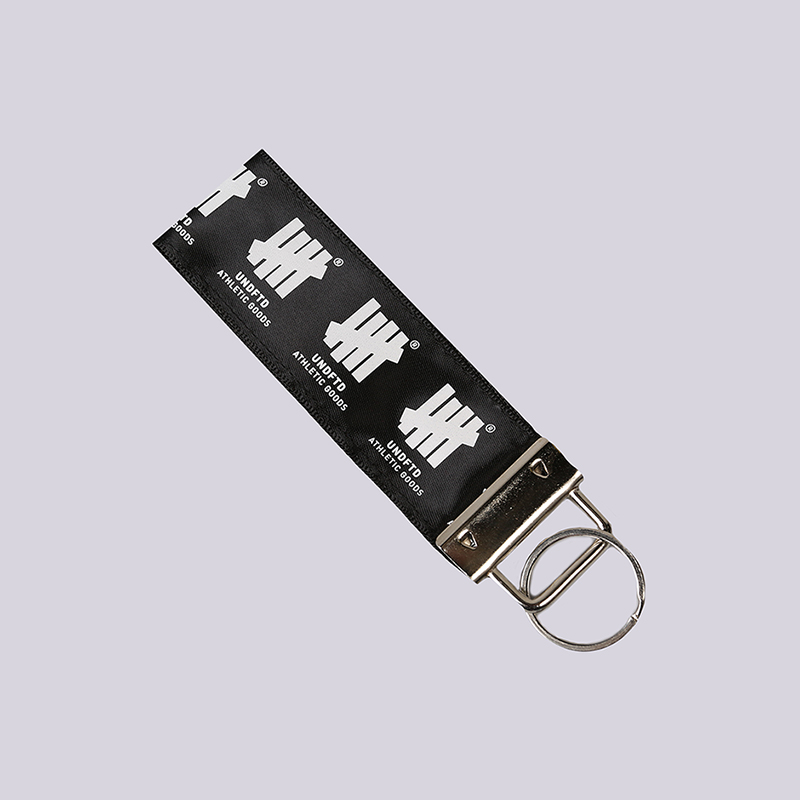 Брелок Undftd Loop Keychain Брелок Undftd Loop KeychainБрелки<br>Текстиль, металл<br><br>Цвет: Черный<br>Размеры US: OS