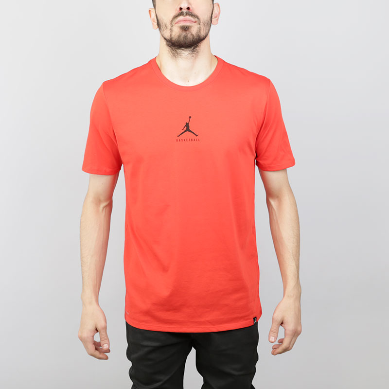 Футболка Jordan Dry 23/7 Jumpman Tee Футболка Jordan Dry 23/7 Jumpman TeeФутболки<br>Хлопок, полиэстер<br><br>Цвет: Красный<br>Размеры US: S;M;L;XL;2XL<br>Пол: Мужской