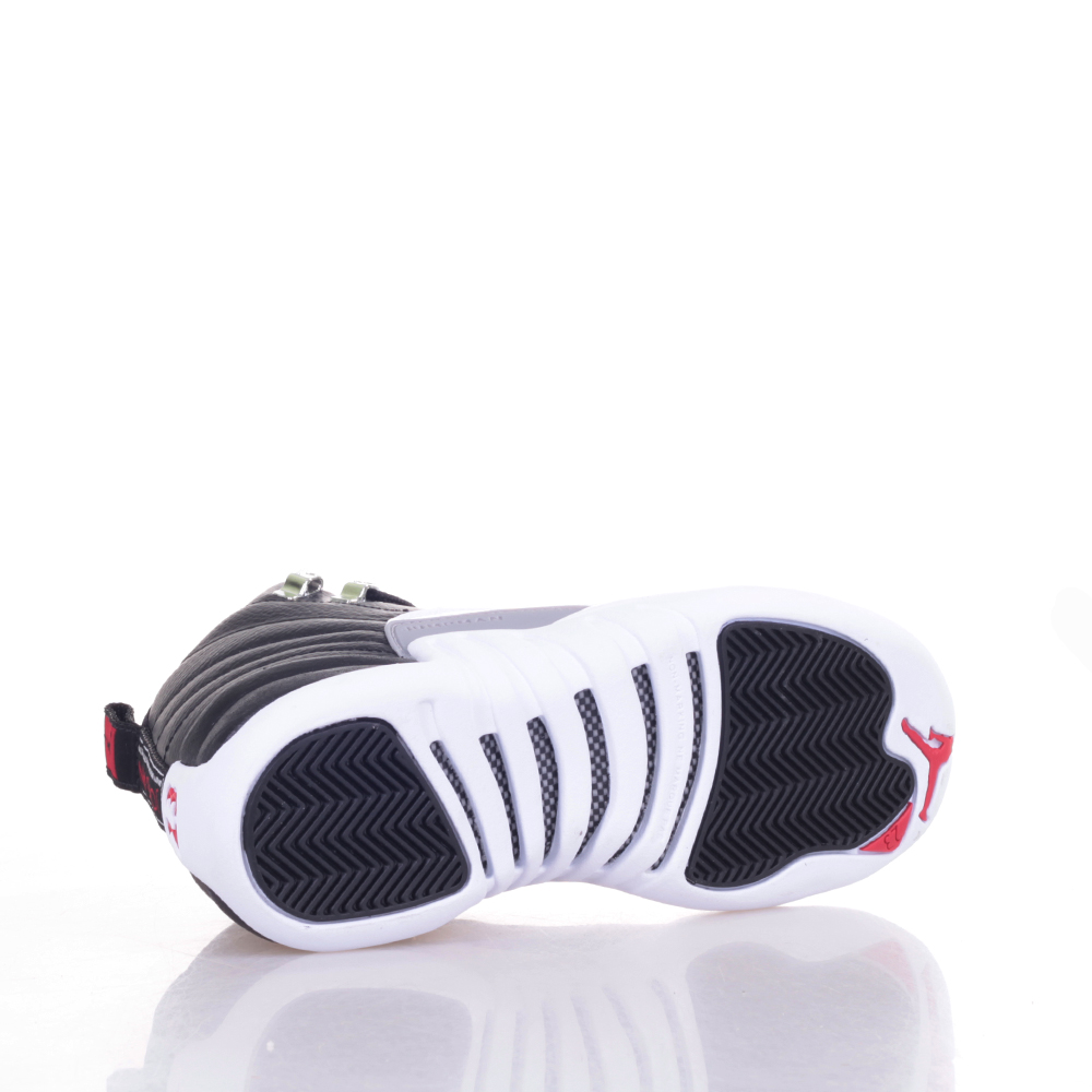 Кроссовки Air Jordan 12 Retro (GS) 153265-001 - фото 4 Баскетбольные Jordan Кроссовки Air Jordan 12 Retro (GS) (153265-001) - цена, описание, фото 4