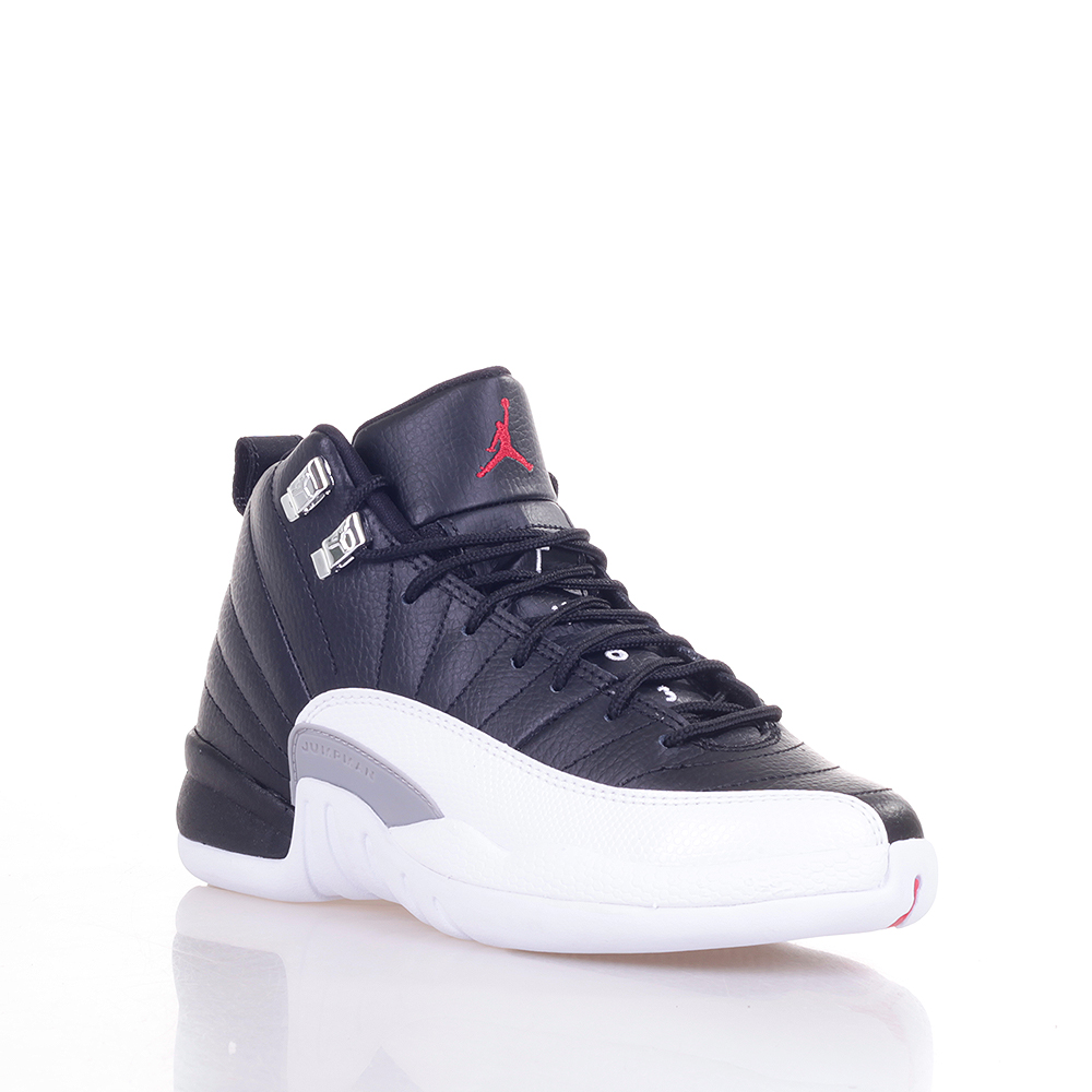 Кроссовки Air Jordan 12 Retro (GS) 153265-001 - фото 1 Баскетбольные Jordan Кроссовки Air Jordan 12 Retro (GS) (153265-001) - цена, описание, фото 1