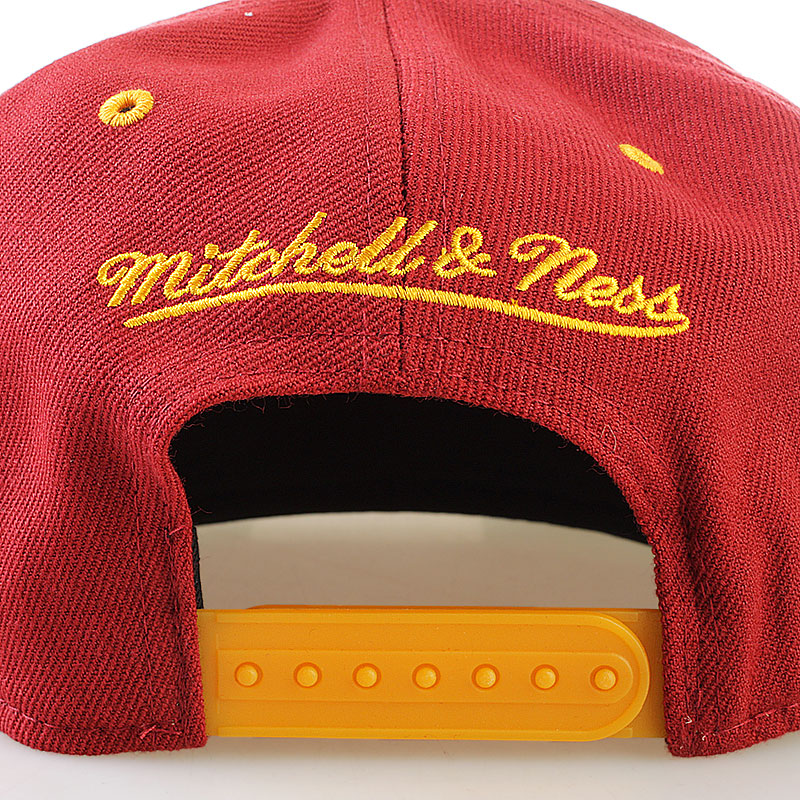 Mitchell and ness Кепка (EU088-Cleveland-brgd)  - цена, описание, фото 2