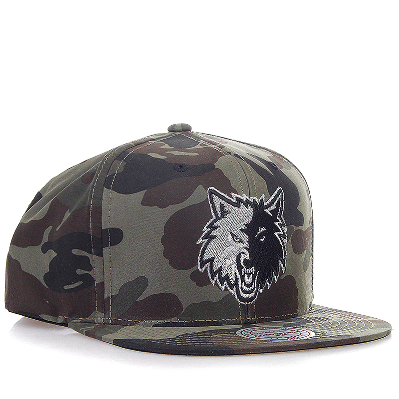 Mitchell and ness Кепка (VA98Z-MTWOLV-camo)  - цена, описание, фото 1