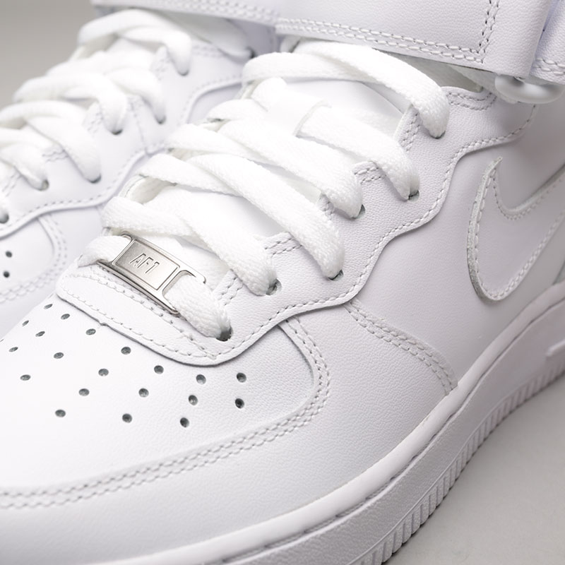 Женские кроссовки Nike WMNS Air Force 1 Mid `07 LE (366731-100)  - цена, описание, фото 7