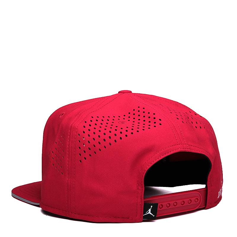 мужская красная кепка Jordan Jumpman  724902-688 - цена, описание, фото 2