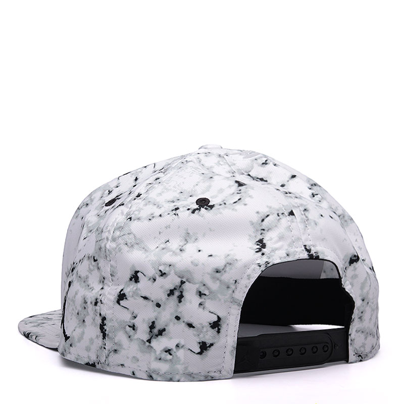 мужская белая кепка Jordan Seasonal Print Snapback 801766-100 - цена, описание, фото 2