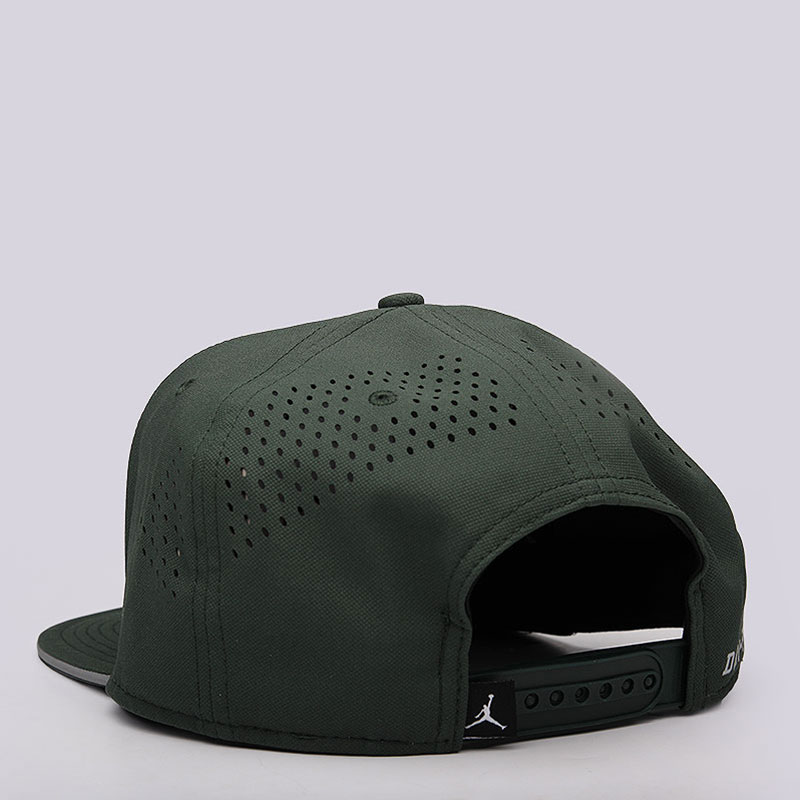 мужская зеленая кепка Jordan Jumpman Perf Snap 724902-327 - цена, описание, фото 3