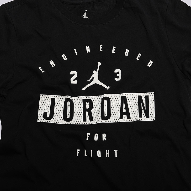 мужская черная футболка Jordan Engineered For Flight Tee 801556-010 - цена, описание, фото 2