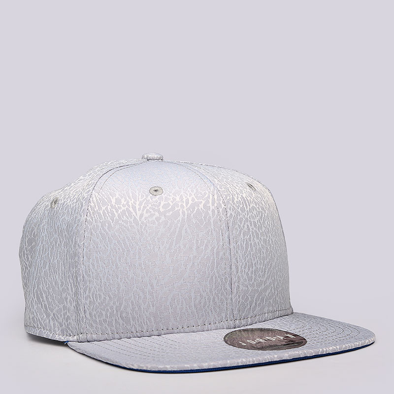 мужская белая кепка Jordan Retro Snapback 802029-024 - цена, описание, фото 2