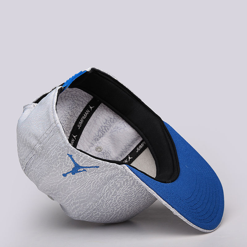 мужская белая кепка Jordan Retro Snapback 802029-024 - цена, описание, фото 4