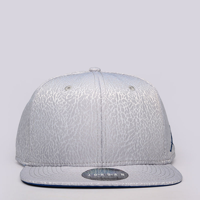 мужская белая кепка Jordan Retro Snapback 802029-024 - цена, описание, фото 1