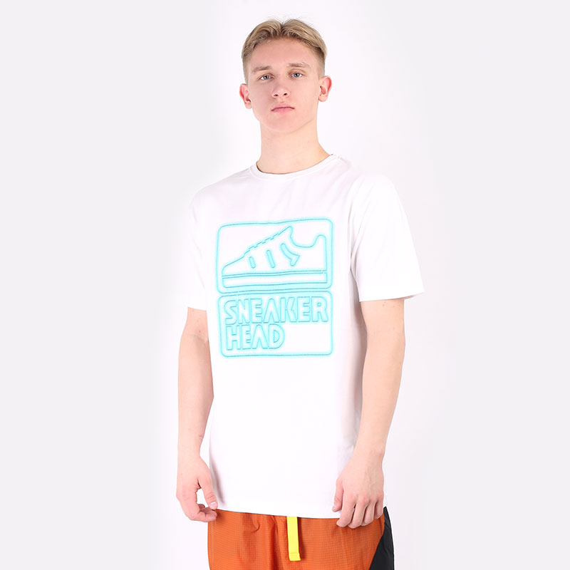 мужская белая футболка Sneakerhead Neon Light Tee 10002-103 - цена, описание, фото 1