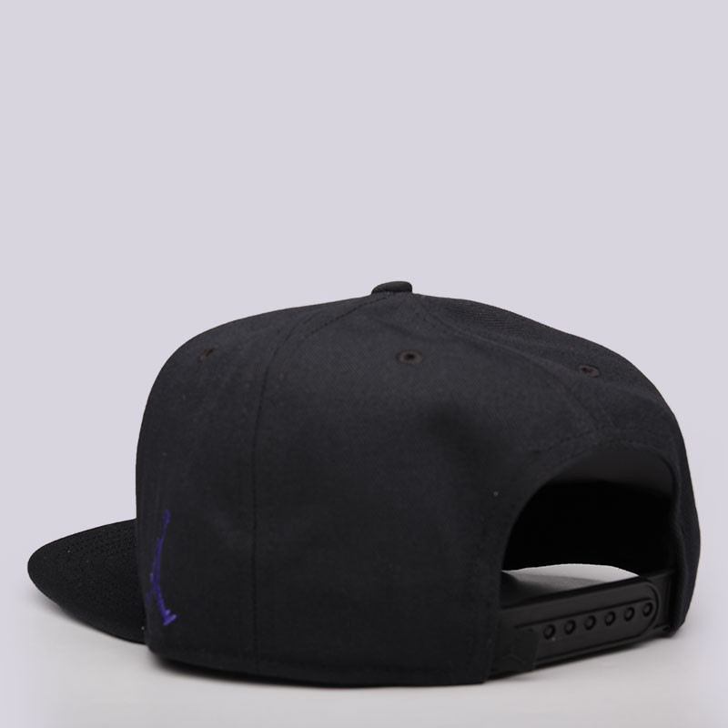  черная кепка Jordan Space Jam Snapback 836413-010 - цена, описание, фото 3