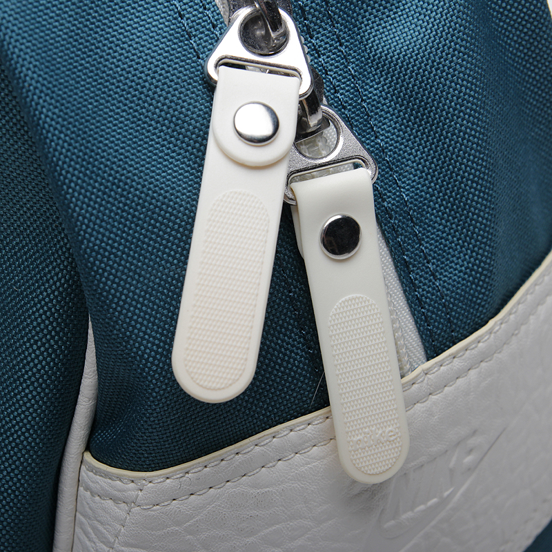 женская голубая сумка Nike HERITAGE 76 PRINT SHOULDER CLU BA4646-341 - цена, описание, фото 3