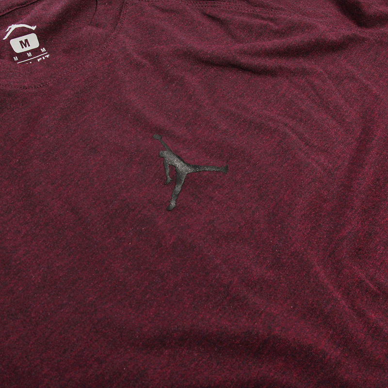 мужская бордовая футболка Jordan 23 Tech Cool SS Top 833784-642 - цена, описание, фото 2
