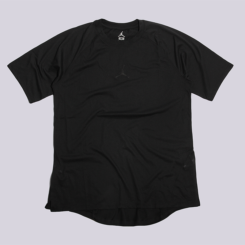 Мужская футболка Jordan 23 Tech Cool SS Top (833784-010)  - цена, описание, фото 1
