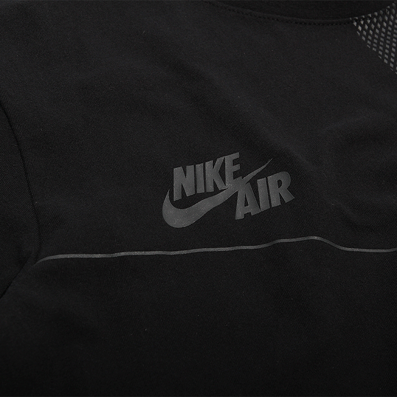 мужская черная футболка Nike M NK Air Tee 3 834579-010 - цена, описание, фото 3