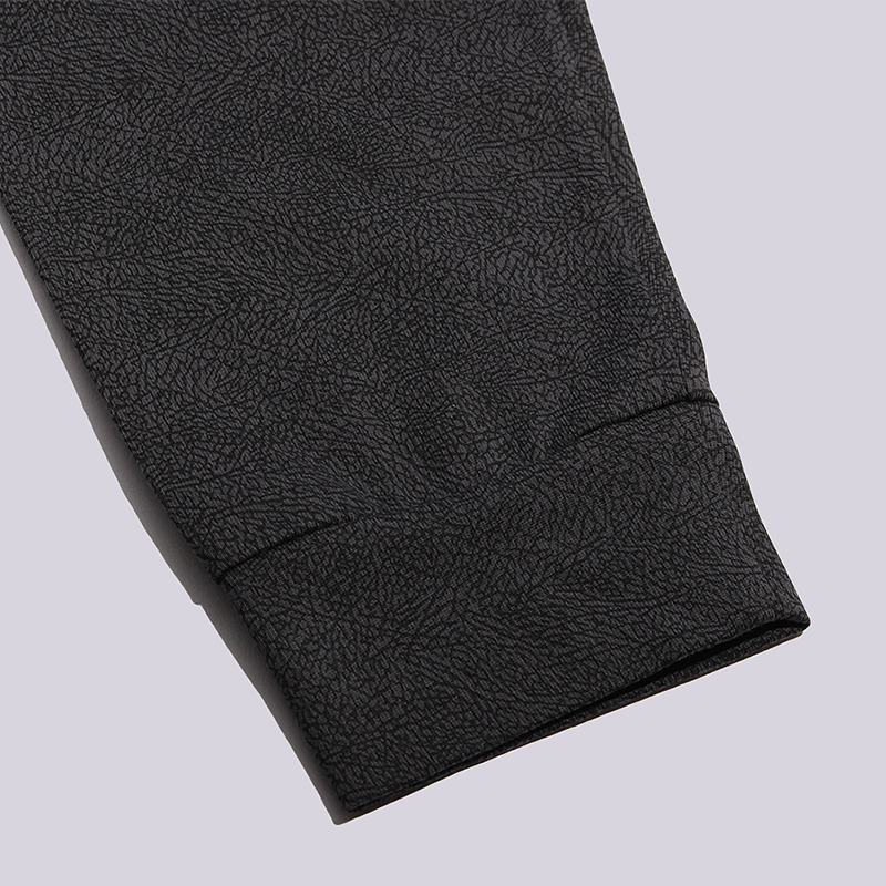 мужская черная футболка Jordan 23 True Ele Printed L/S Top 845617-060 - цена, описание, фото 3