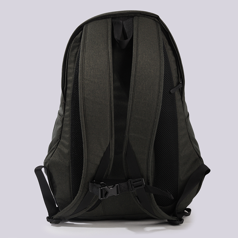 мужской оливковый рюкзак Nike Cheyenne 3.0 Premium BA5265-355 - цена, описание, фото 2