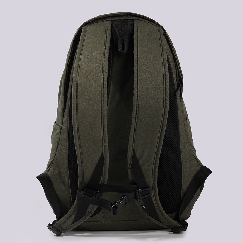 мужской зеленый рюкзак Nike Cheyenne 3.0 Premium BA5265-325 - цена, описание, фото 2