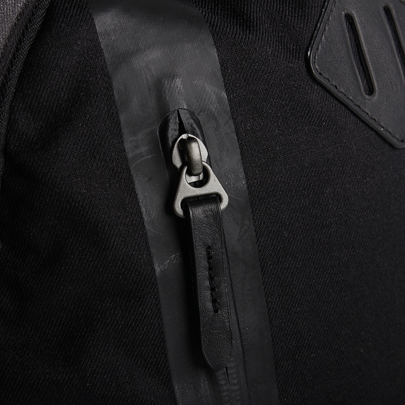мужской черный рюкзак Nike Cheyenne 3.0 Premium BA5265-011 - цена, описание, фото 4