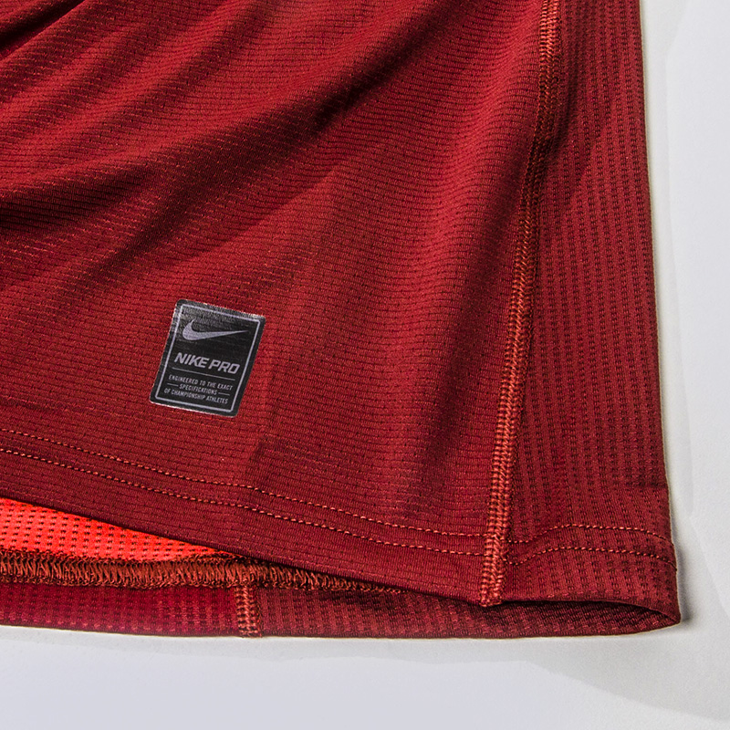мужская красная футболка Nike Hypercool Training Shirt 828178-674 - цена, описание, фото 5