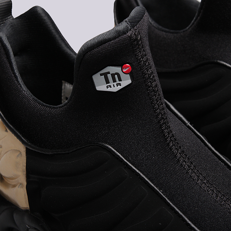 женские черные кроссовки Nike WMNS Air Max Plus Slip SP 940382-001 - цена, описание, фото 3