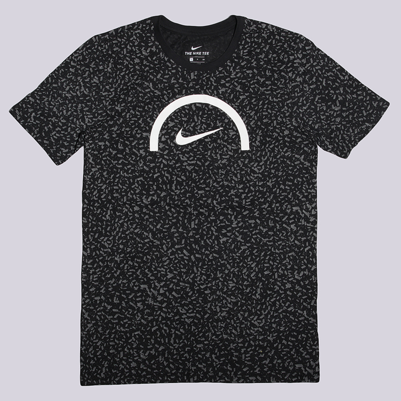 мужская черная футболка Nike Tee 844462-010 - цена, описание, фото 1