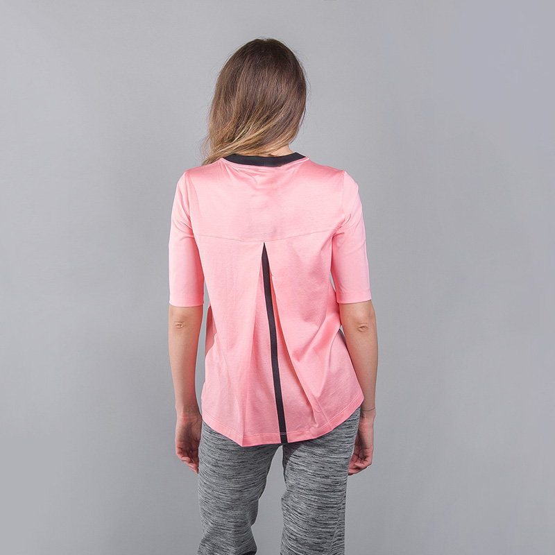 женская розовая футболка Nike Bonded Top 829755-808 - цена, описание, фото 3