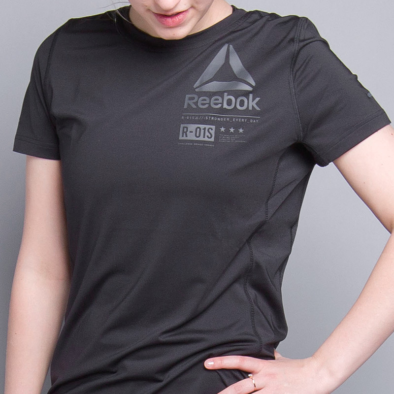 женская серая футболка Reebok Activ Chill Graphic Tee AX8810 - цена, описание, фото 3