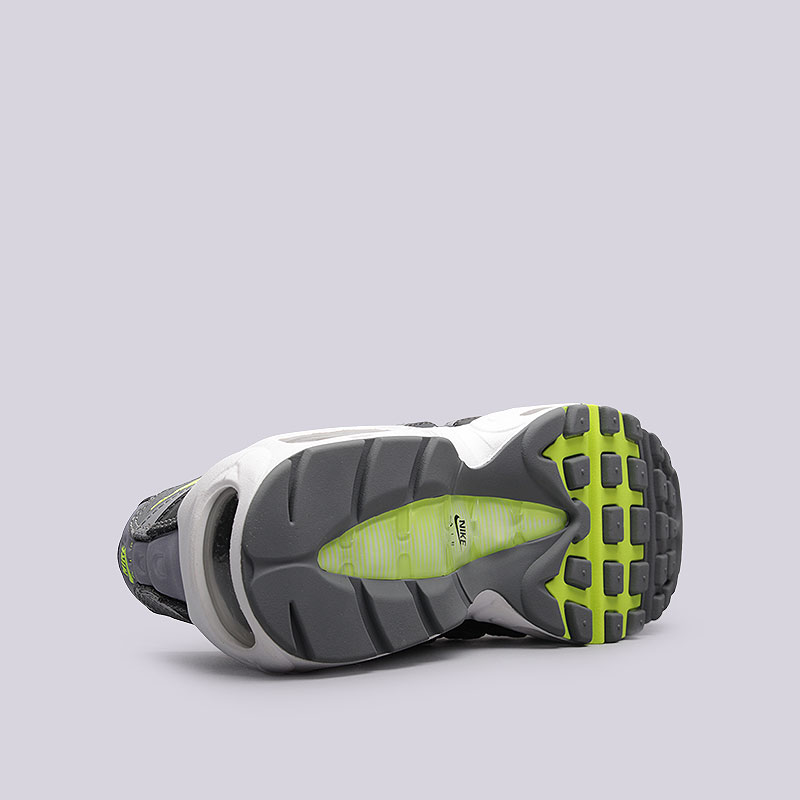 мужские серые кроссовки  Nike Air Max 95 Essential 749766-019 - цена, описание, фото 5