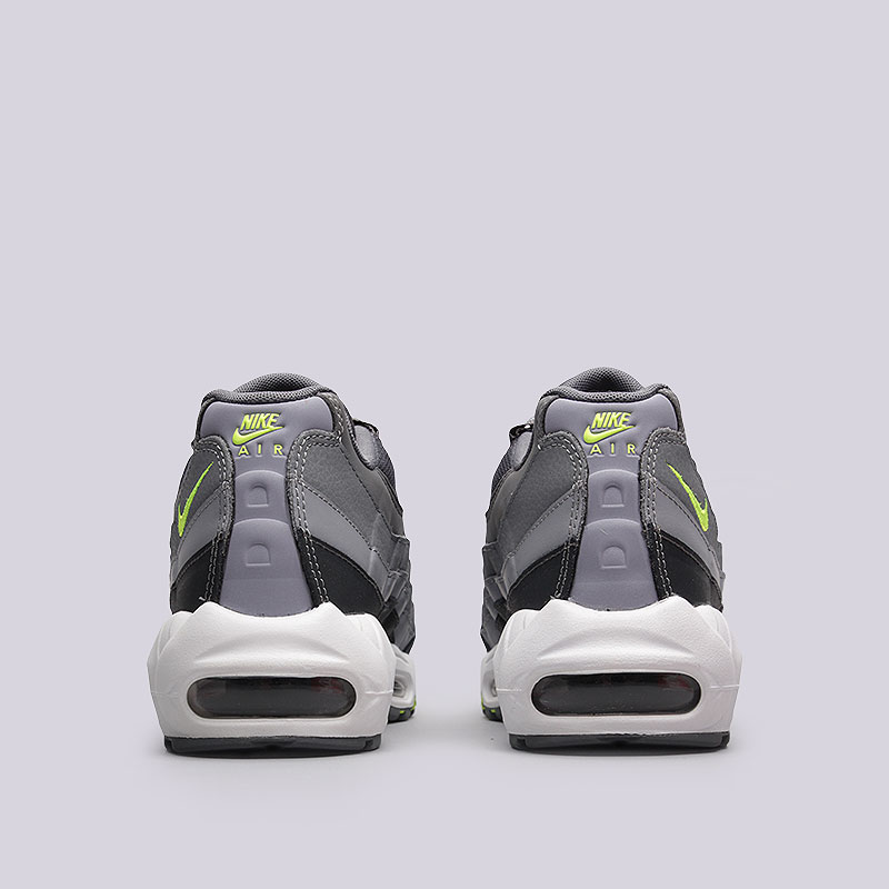 мужские серые кроссовки  Nike Air Max 95 Essential 749766-019 - цена, описание, фото 4