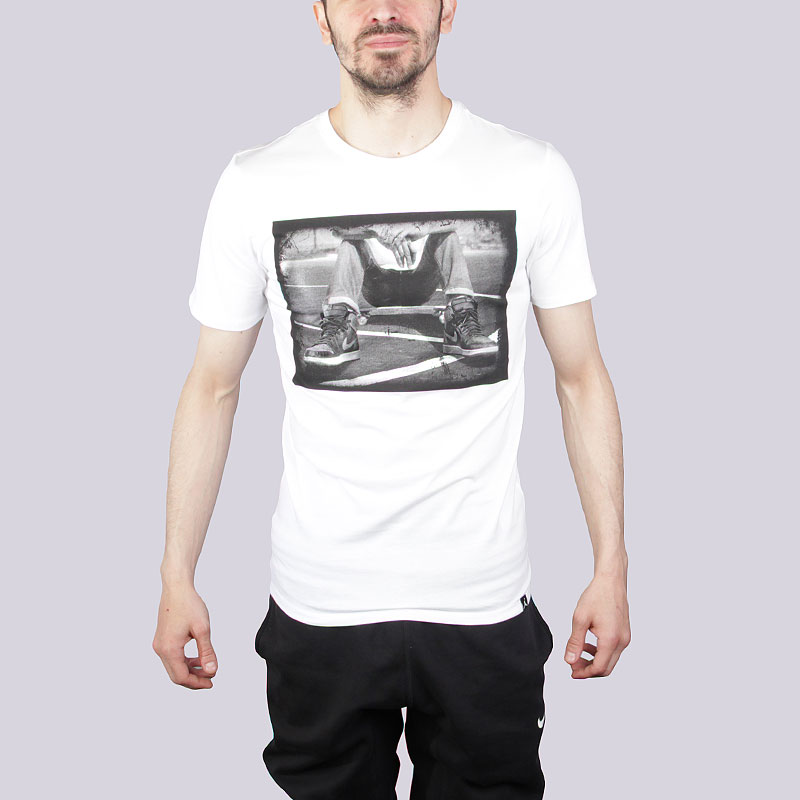 мужская белая футболка Jordan Kick Push Tee 843122-100 - цена, описание, фото 1