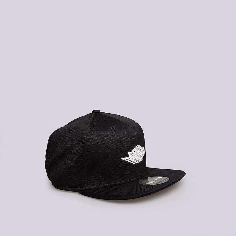  черная кепка Jordan Wings Strapback 875117-010 - цена, описание, фото 2
