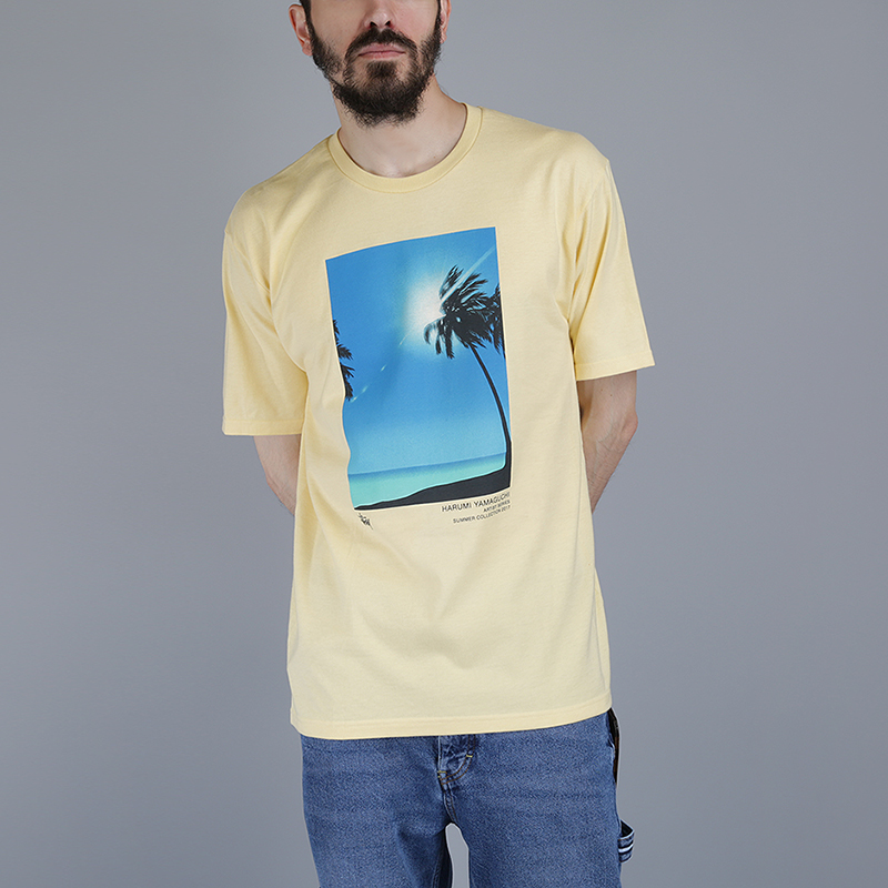 мужская желтая футболка Stussy Harumi Yamaguchi Palm Tee 1904098-pale yellow - цена, описание, фото 2