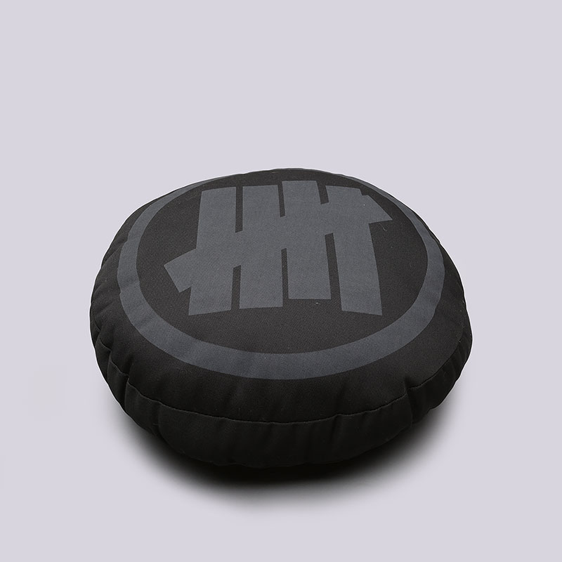 Подушка Undftd 5 Strike Round Pillow (538210-black)  - цена, описание, фото 1