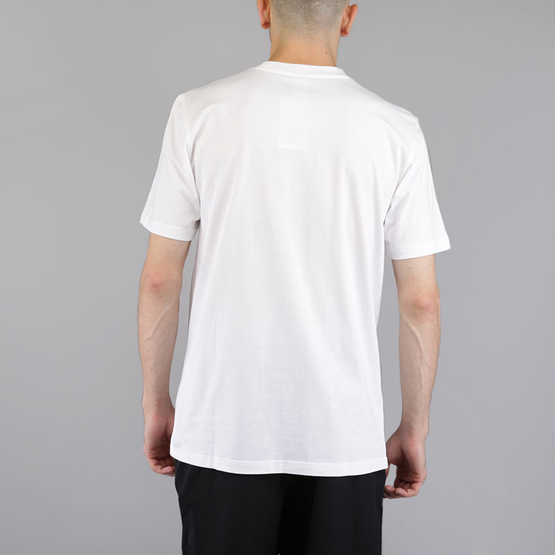 мужская белая футболка Nike NikeLab Essential Caroyln NK 916210-100 - цена, описание, фото 3