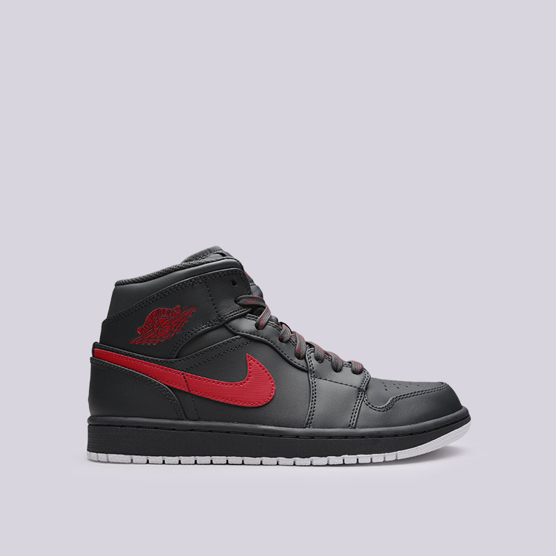 мужские черные кроссовки Jordan 1 Mid 554724-045 - цена, описание, фото 1