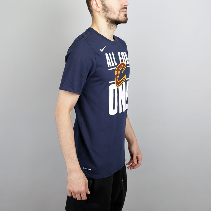 мужская синяя футболка Nike Cleveland Cavaliers Dry 871090-419 - цена, описание, фото 3