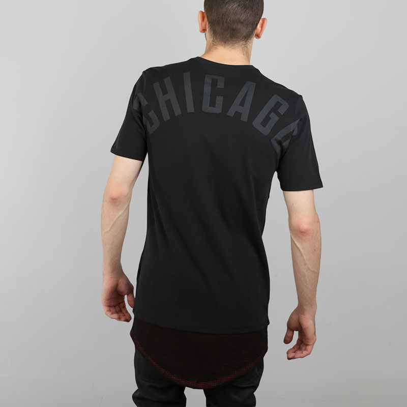 мужская черная футболка Nike NBA Chicago Bulls Tee 874052-010 - цена, описание, фото 4