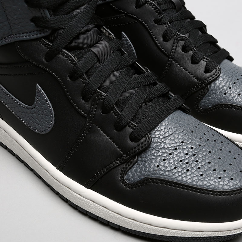 мужские черные кроссовки Jordan 1 Mid 554724-041 - цена, описание, фото 4