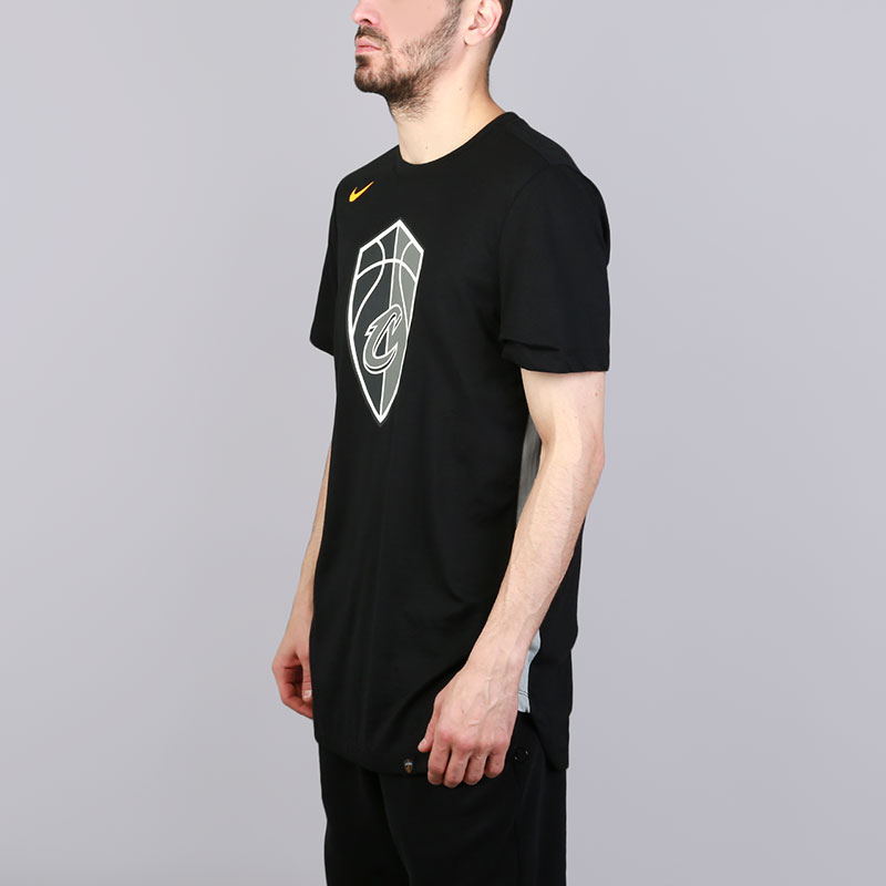 мужская черная футболка Nike Cleveland Cavaliers City Edition 890939-010 - цена, описание, фото 3