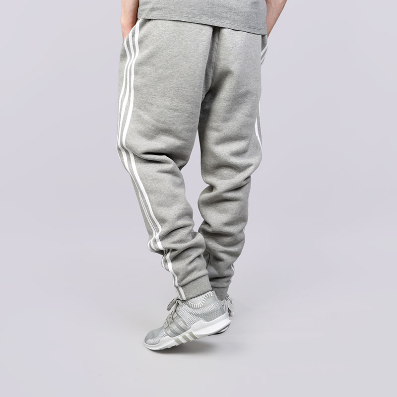 мужские серые брюки adidas 3-Stripes Pants CY4569 - цена, описание, фото 3