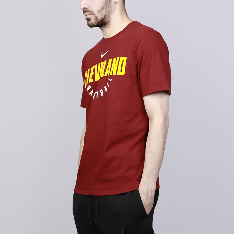 мужская бордовая футболка Nike Cleveland Cavaliers 927864-677 - цена, описание, фото 3