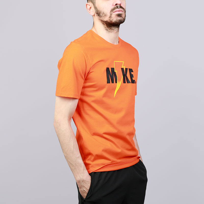 мужская оранжевая футболка Jordan Like Mike AJ1163-819 - цена, описание, фото 3