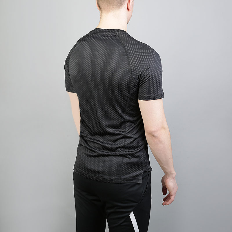 Футболка Nike Pro HyperCool Short-Sleeve Training Top фото 3